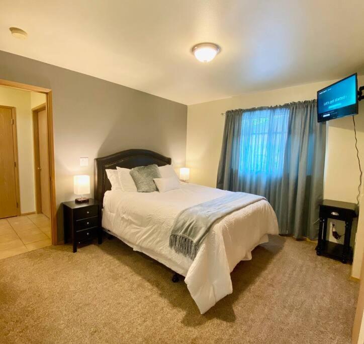 Walk To Downtown Leavenworth * Sleeps 6 + Pets * Ground Level Gem! Διαμέρισμα Εξωτερικό φωτογραφία