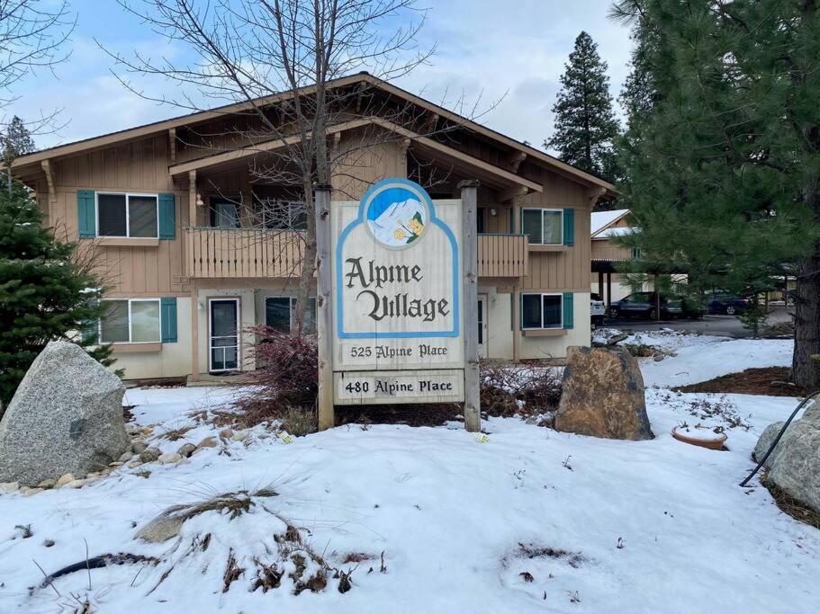 Walk To Downtown Leavenworth * Sleeps 6 + Pets * Ground Level Gem! Διαμέρισμα Εξωτερικό φωτογραφία